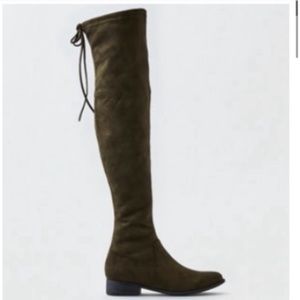 American Eagle boots size 8